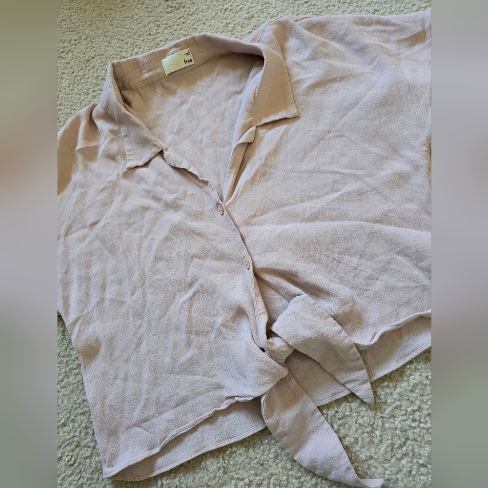 Women's Button Down Shirt in Light Pink